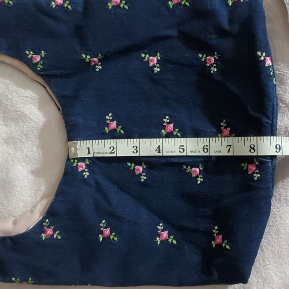 70s Dark Blue Denim Tote w/Embroidered Pink Flowers-Pink Fabric Liner-Velcro-EC - Picture 6 of 13